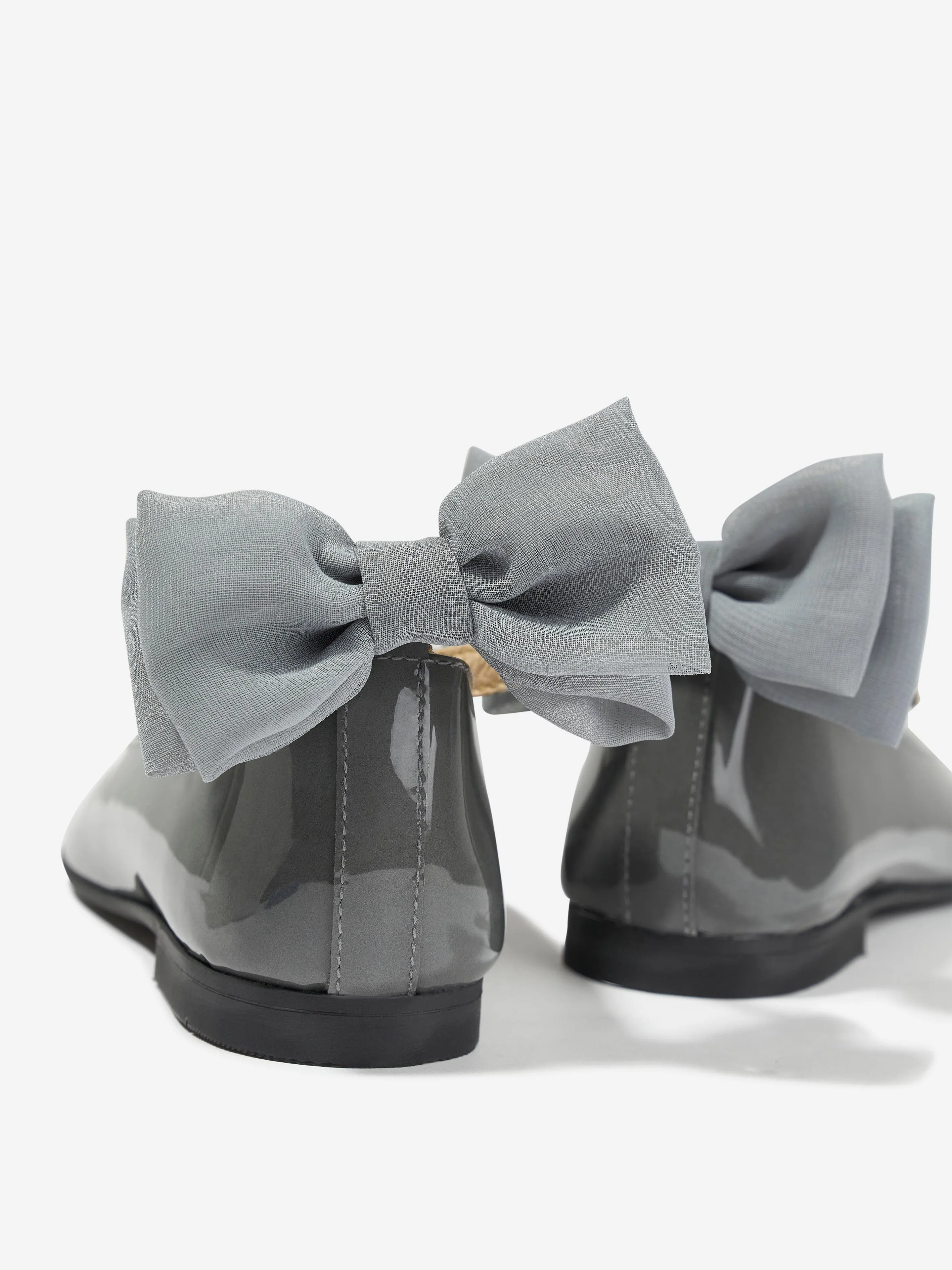 Andanines Girls Pumps With Removable Bow in Silver