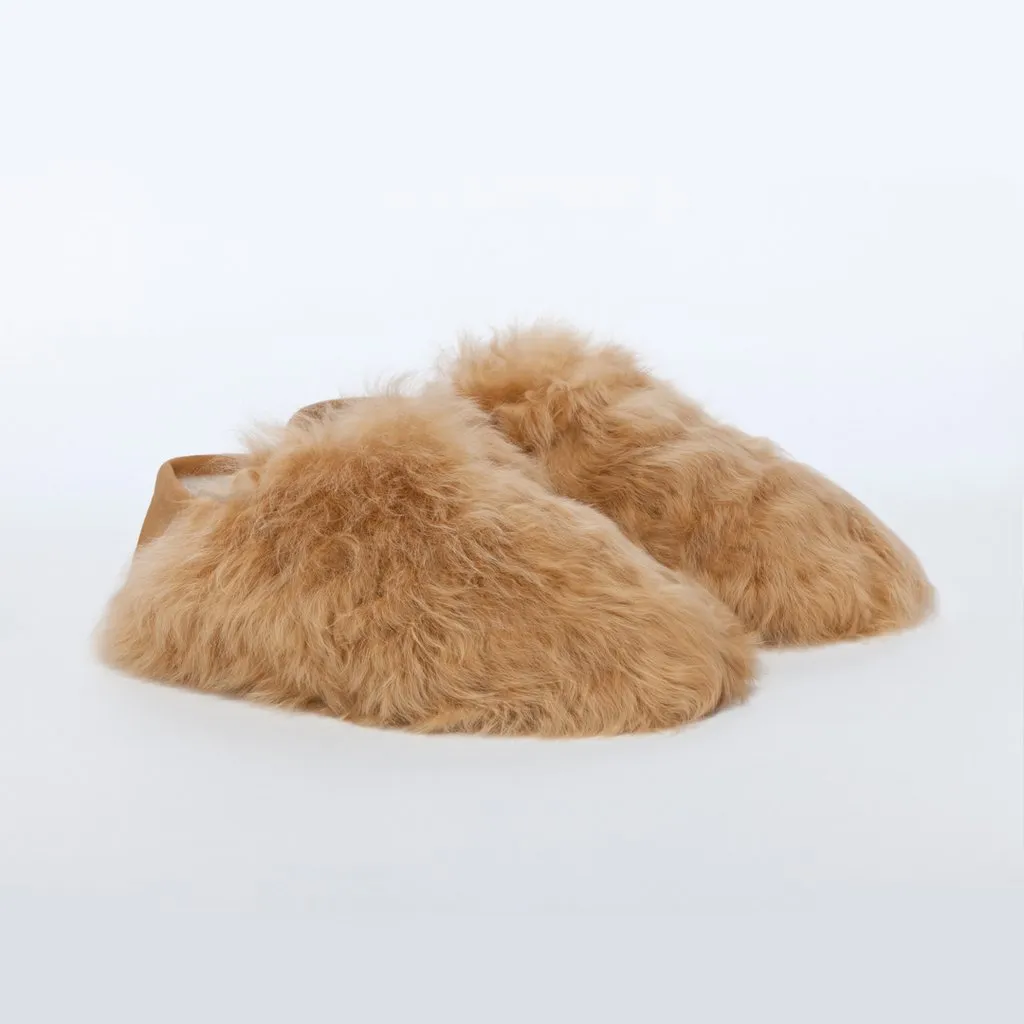 ETHICALLY AND CRUELTY FREE ALPACA SLIPPERS IN BROWN/BEIGE