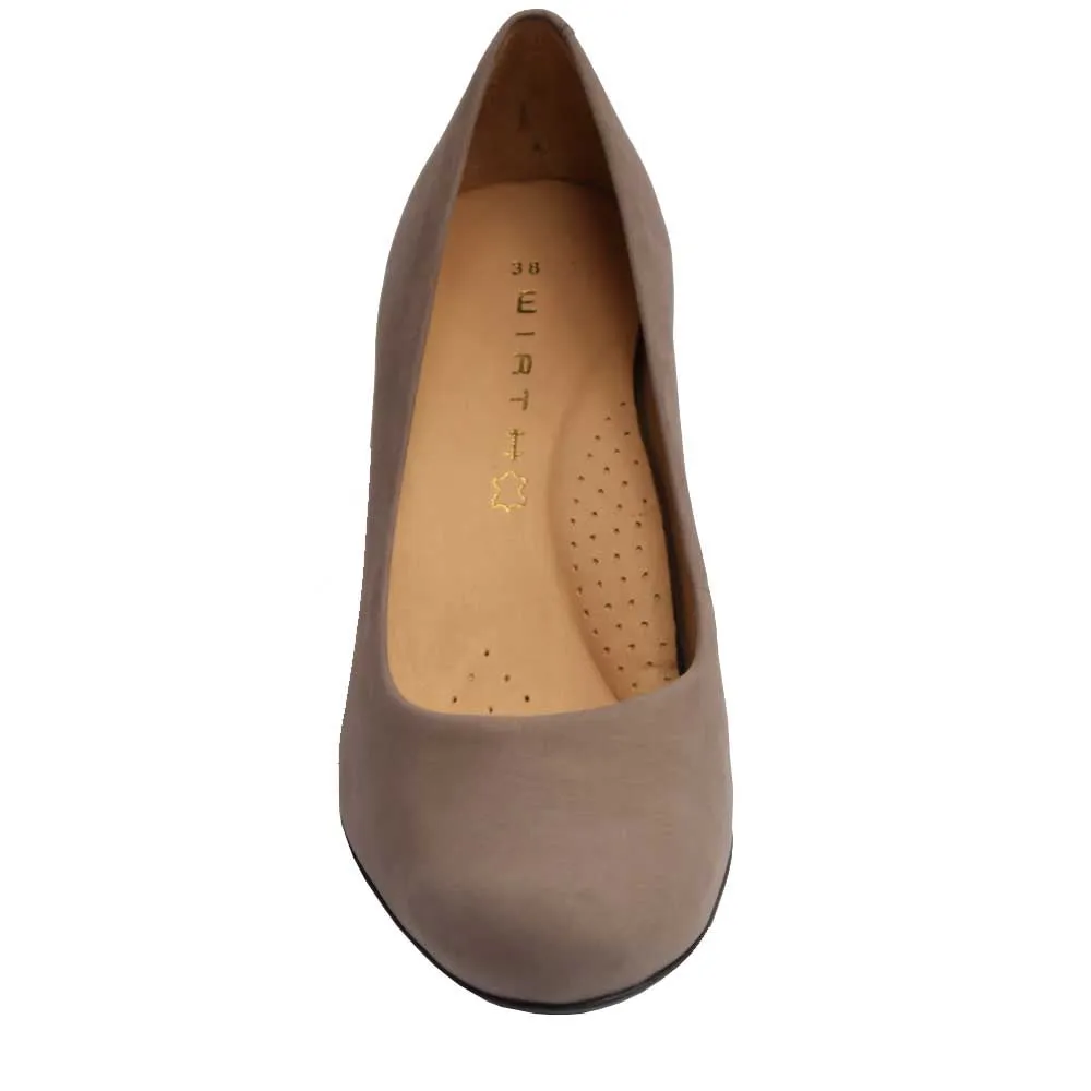 Mabel 14 Nubuck Pump Taupe