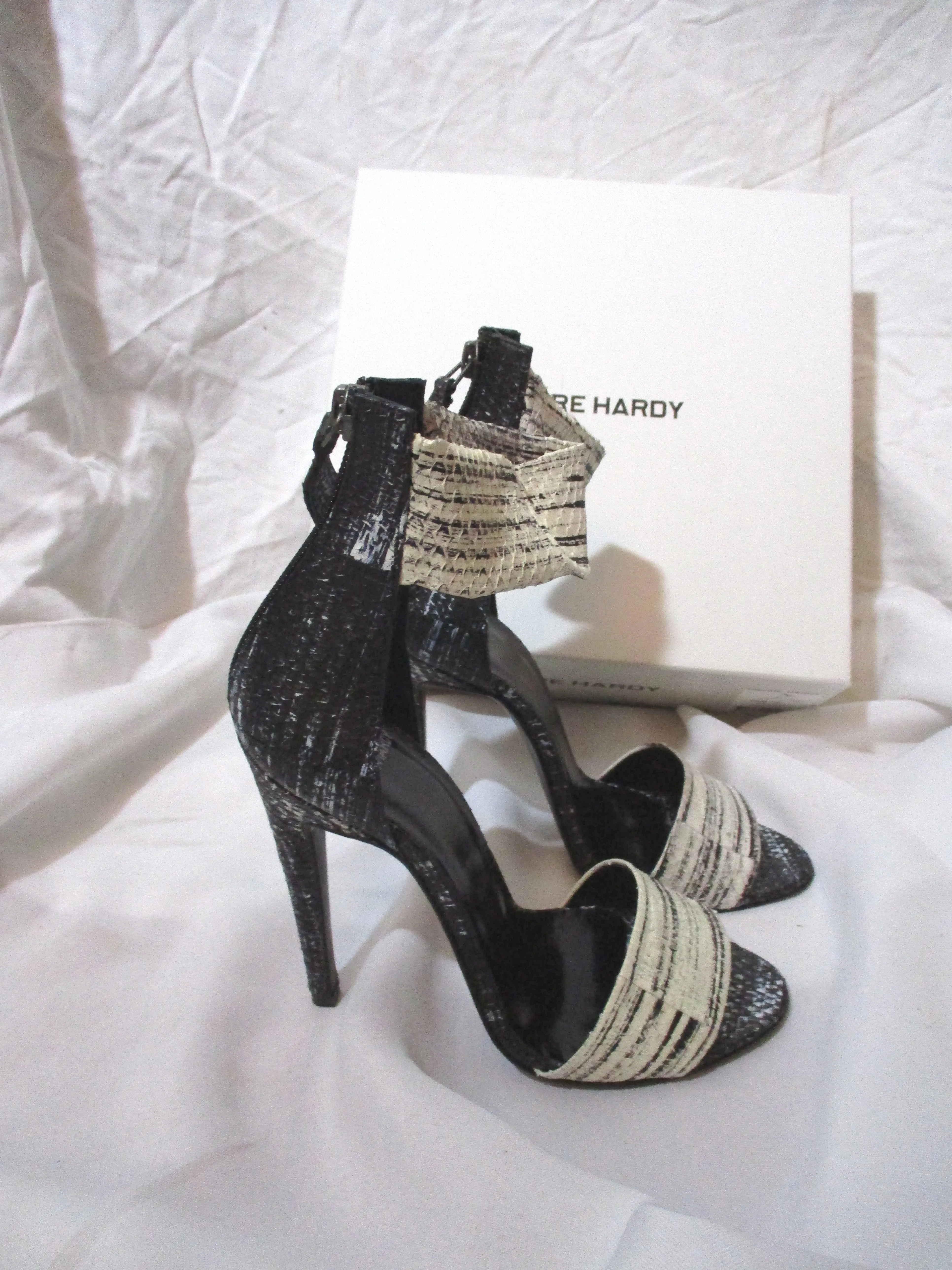 PIERRE HARDY Stiletto High Heel Sandal Shoe 37 BLACK WHITE Back Zip Snake